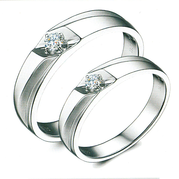 ผลงานรับสั่งทำจากโรงงานจิวเวลรี่แหวนคู่แต่งงานแหวนตัวเรือนทองคำขาวฝังเพชรแท้1484